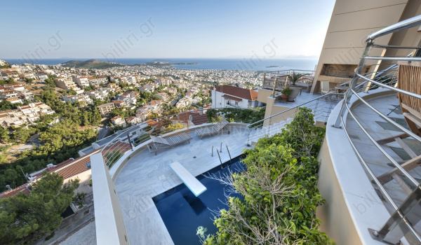 Πισίνα - Θέα . Swimming pool - View