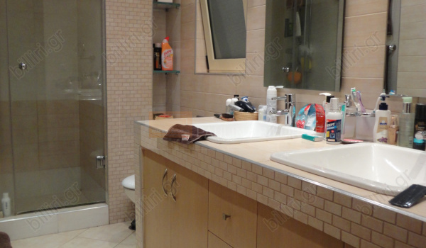 Mπάνιο - Bathroom