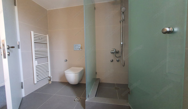 40_bedsbaths_13_r_867886535