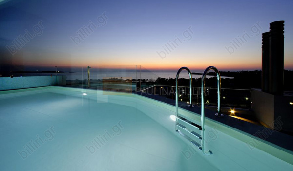 Πισίνα - Swimming pool